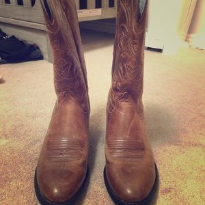 Women's ariat boots